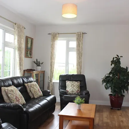 Family Home, 20 Mins From Youghal * Killeagh