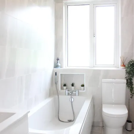 Family Home, 20 Mins From Youghal * Killeagh