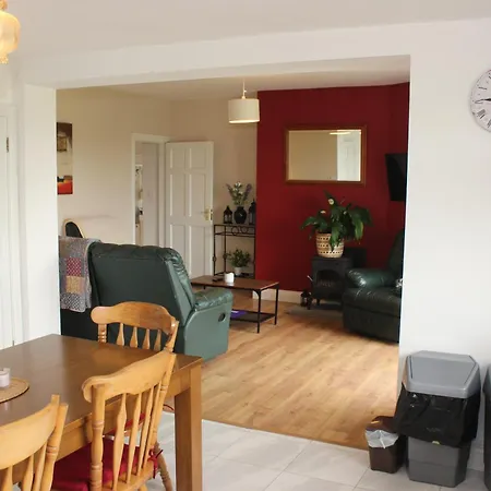 Family Home, 20 Mins From Youghal * Killeagh