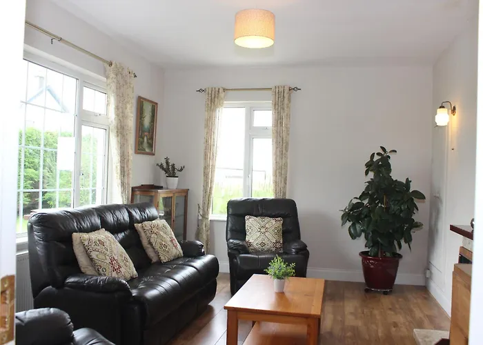 Family Home, 20 Mins From Youghal * Killeagh